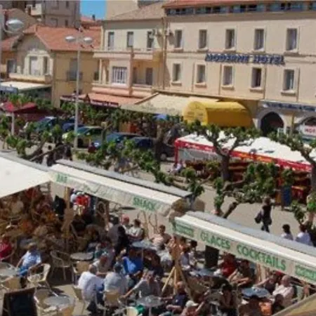 Sala P アパート ヴァンドル・プラージュ